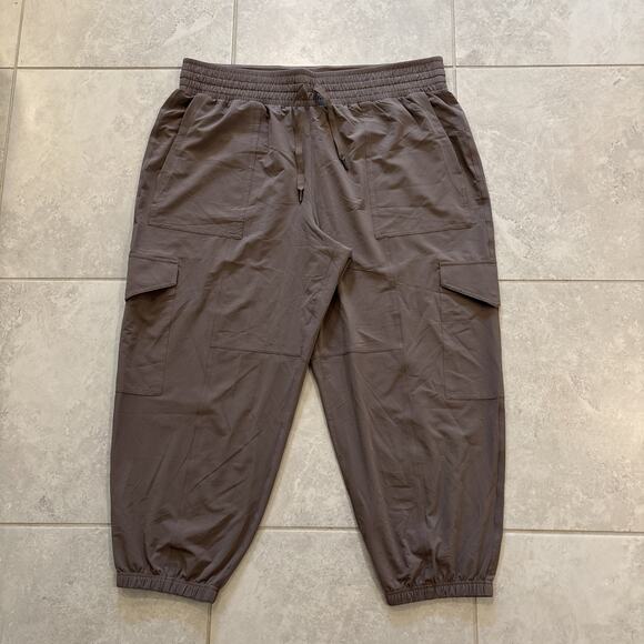 Spanx Casual Fridays Cargo Jogger in Smoke Pants Women’s Sz 2XL Petite NWT - Picture 1 of 9